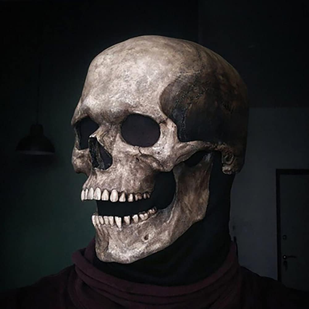 Mascara realista de calavera con mandíbula en movimiento