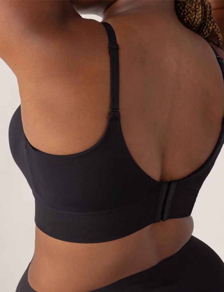 SkyBra™: Libertad, forma y soporte en un solo brasier