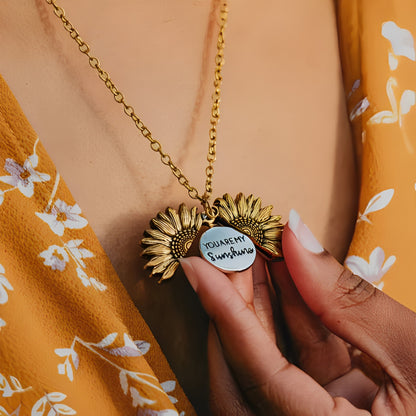 Collar Locket Sunshine: Descubre el secreto del girasol🌻